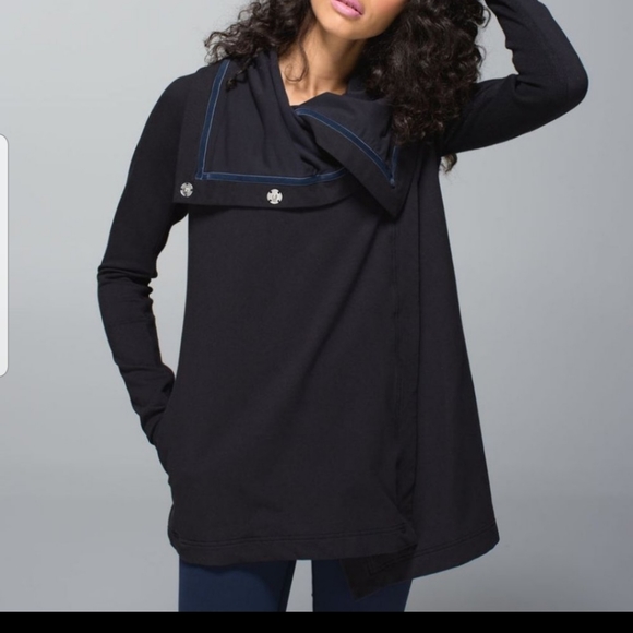 Lululemon Savasana Wrap Jacket- Charcoal Grey, Size 4 - Picture 3 of 12